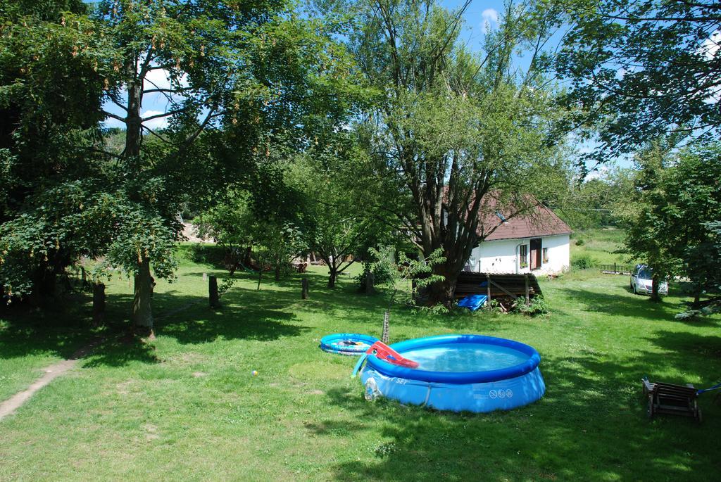 Ferienwohnung Penzion Staj Návary Exterior foto